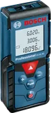 BoschGLM 40 激光测距仪，带数字显示屏。