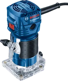 BoschGKF 550 掌上路由器，550W 紧凑设计。.