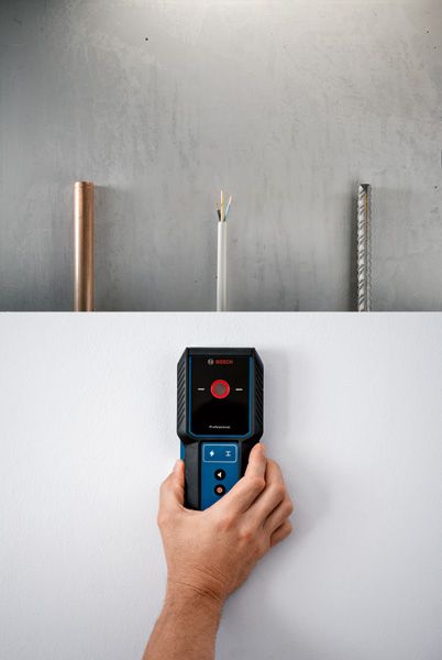 人们使用墙上的探测器来定位表面后面的管道、电线和钢筋。.