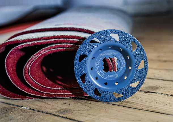 Bosch专家硬质合金粗磨盘，用于去除地板。.