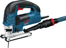 BoschGST 150 BCE 曲线锯，输入功率为 780W，木材切割深度为 150 毫米。.